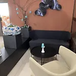酒店 Junior 波杰布拉迪